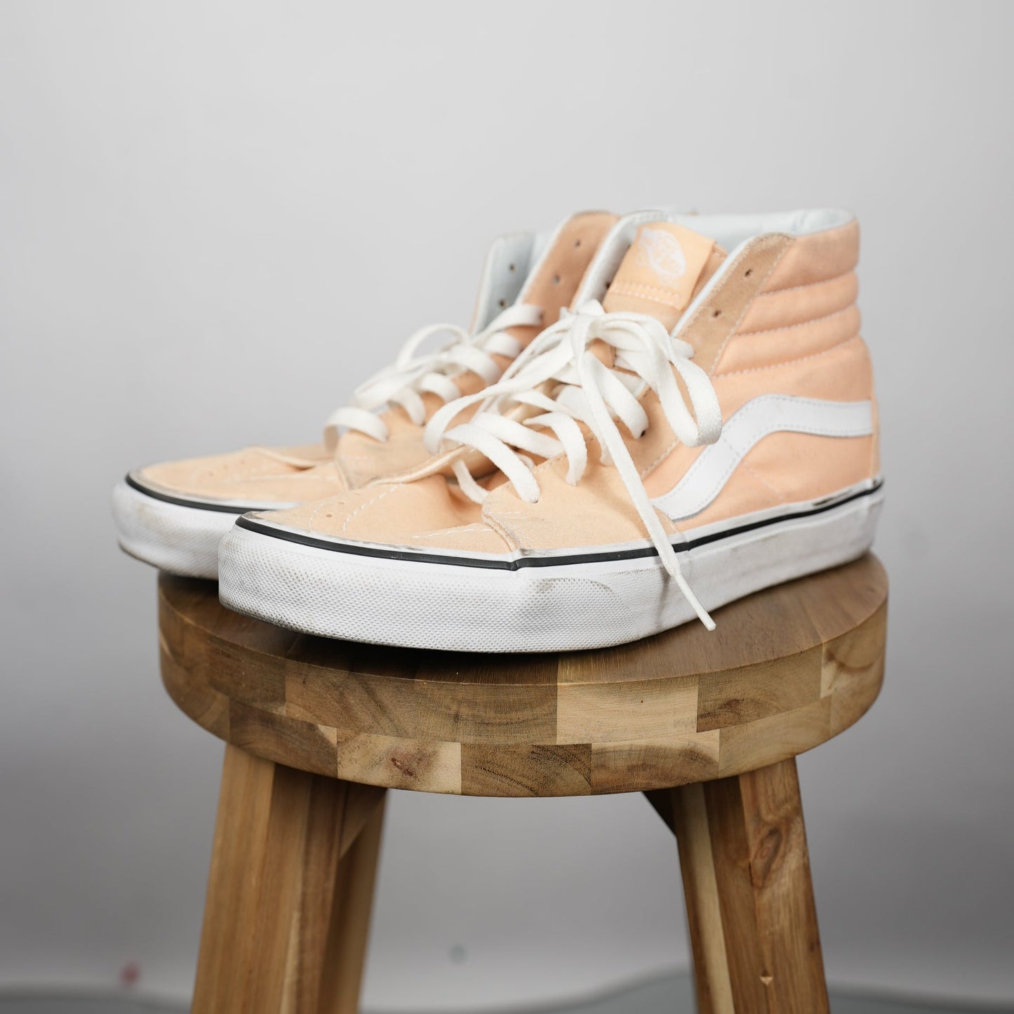Vans Sk8-Hi “Peach/White” (Size 8, Lightly Skated)
