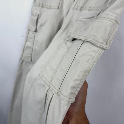 Hollister Cropped Cargo Pants (26)