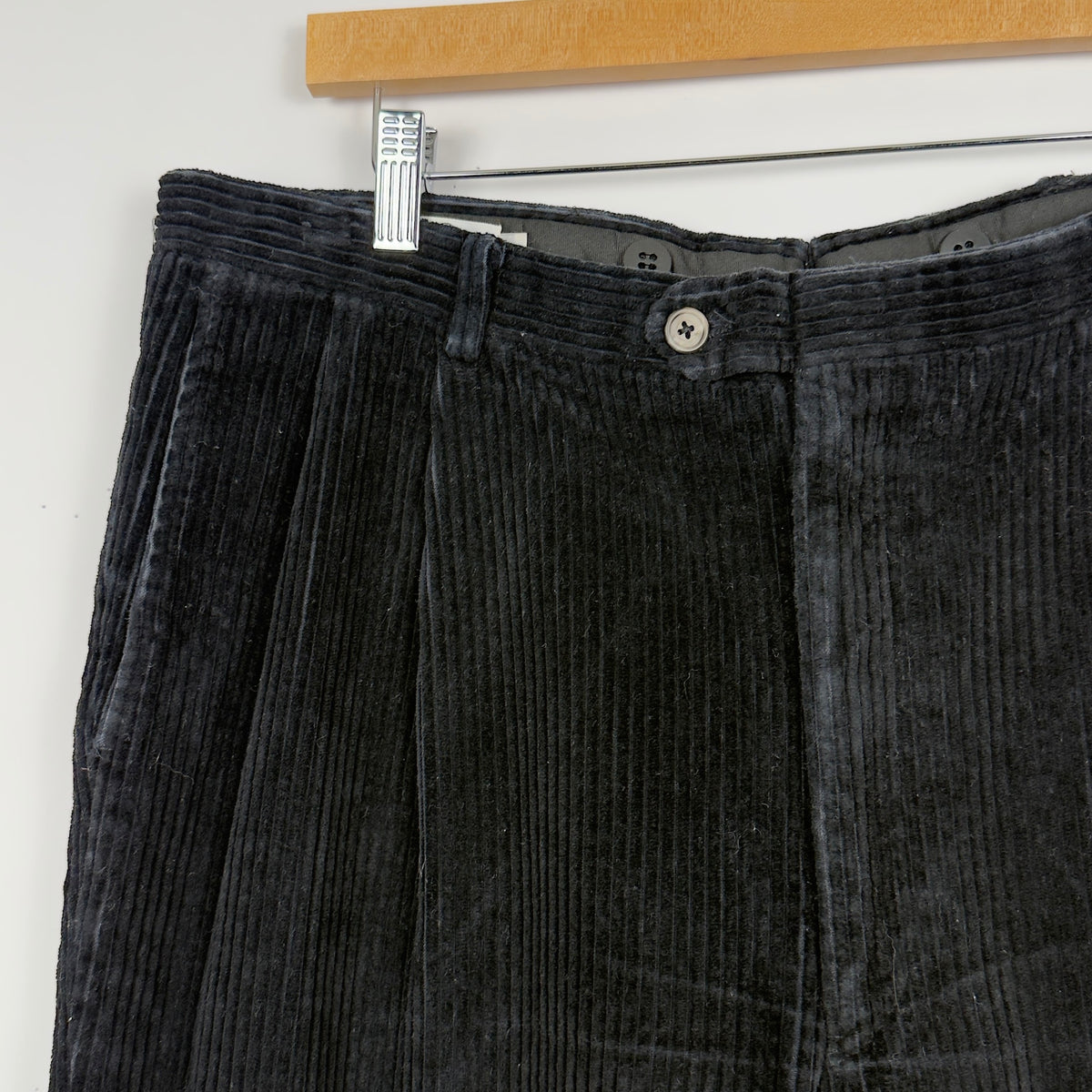 Black Thick Corduroy Skate Pants (34x32)