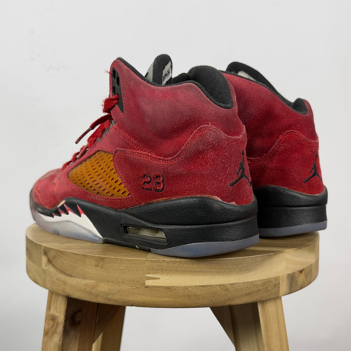 Air Jordan 5 (Men's 8)