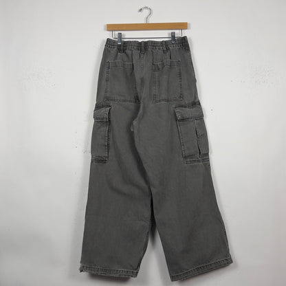 Extra Baggy Cargo Pants (30x25)