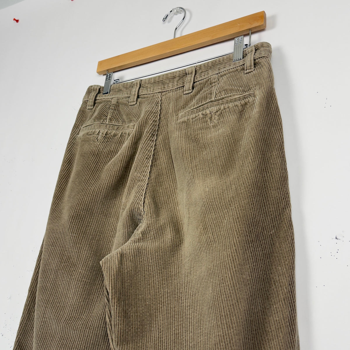 Brown Thick Corduroy Skate Pants (30x27)