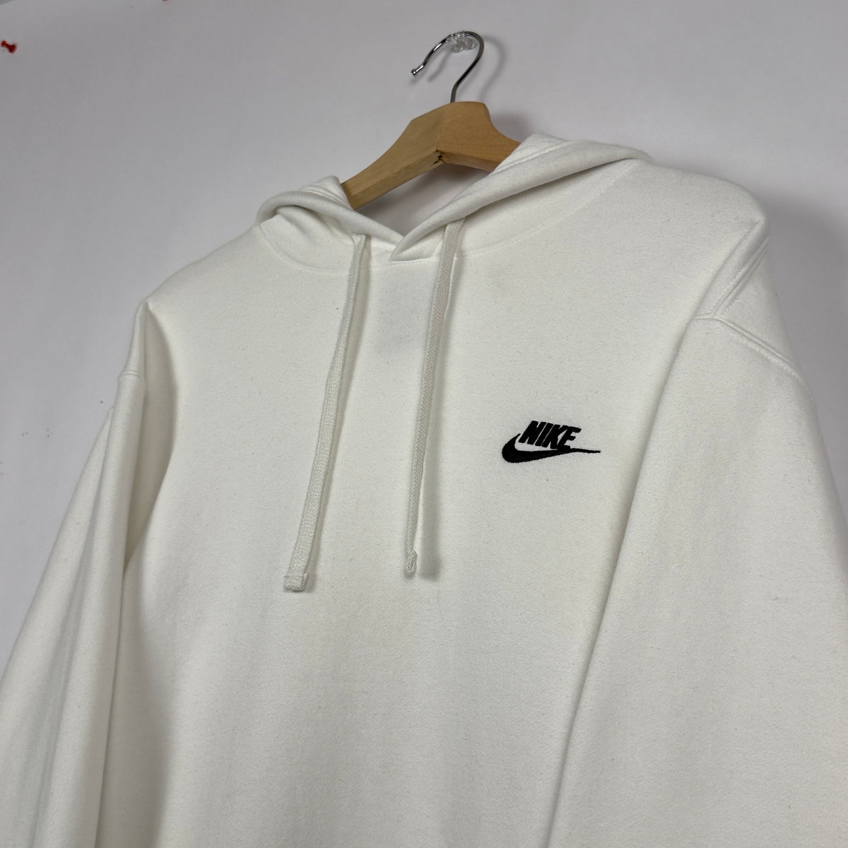 White Nike Hoodie (XL)