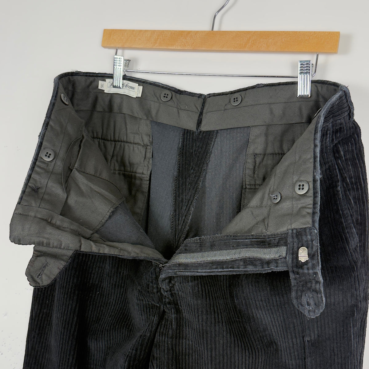 Black Thick Corduroy Skate Pants (34x32)