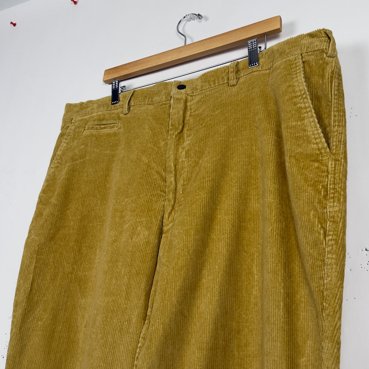 Yellow Corduroy Baggy Skate Pants (40x27)