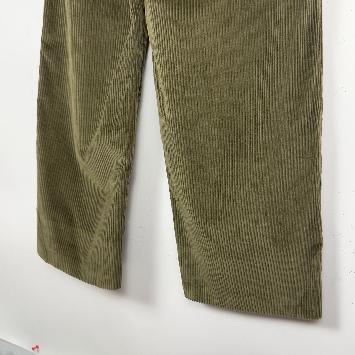 Olive Thick Corduroy Skate Pants (32x30)