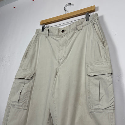 White Baggy Cargo Pants (32x26)