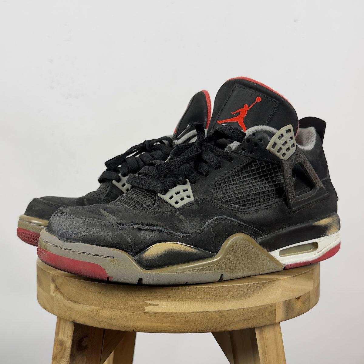 Air Jordan 4 (Men's 8.5)