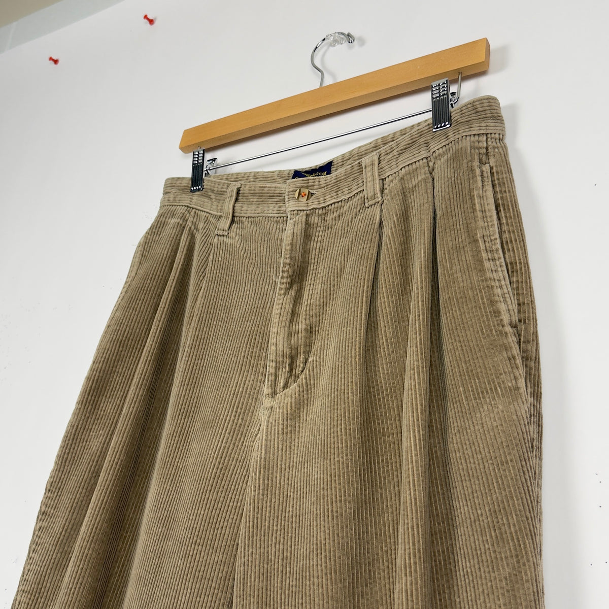 Brown Thick Corduroy Skate Pants (30x27)