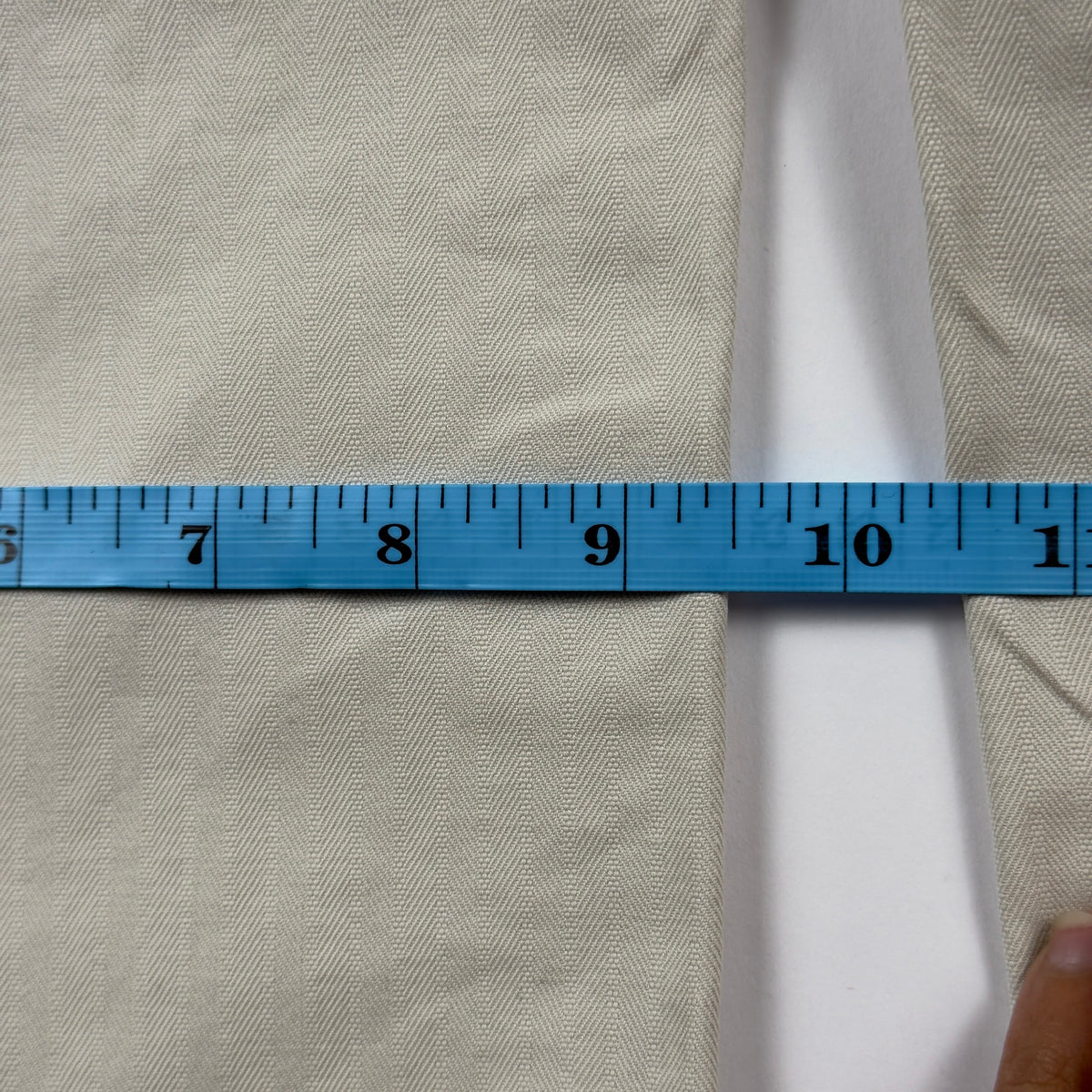 Banana Republic Chino Pants (32)