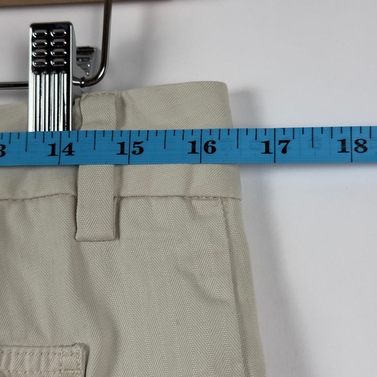 Banana Republic Chino Pants (32)