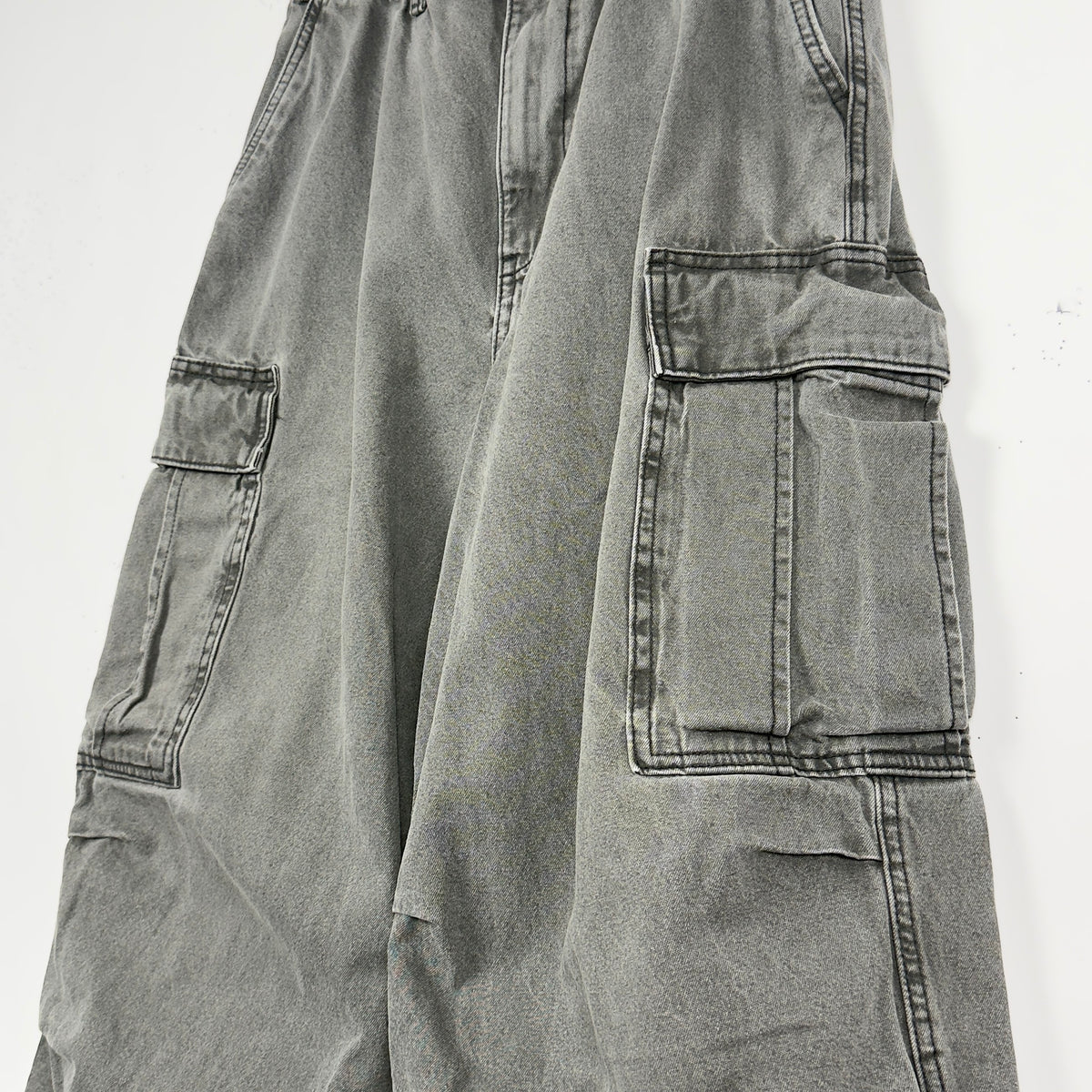 Extra Baggy Cargo Pants (30x25)