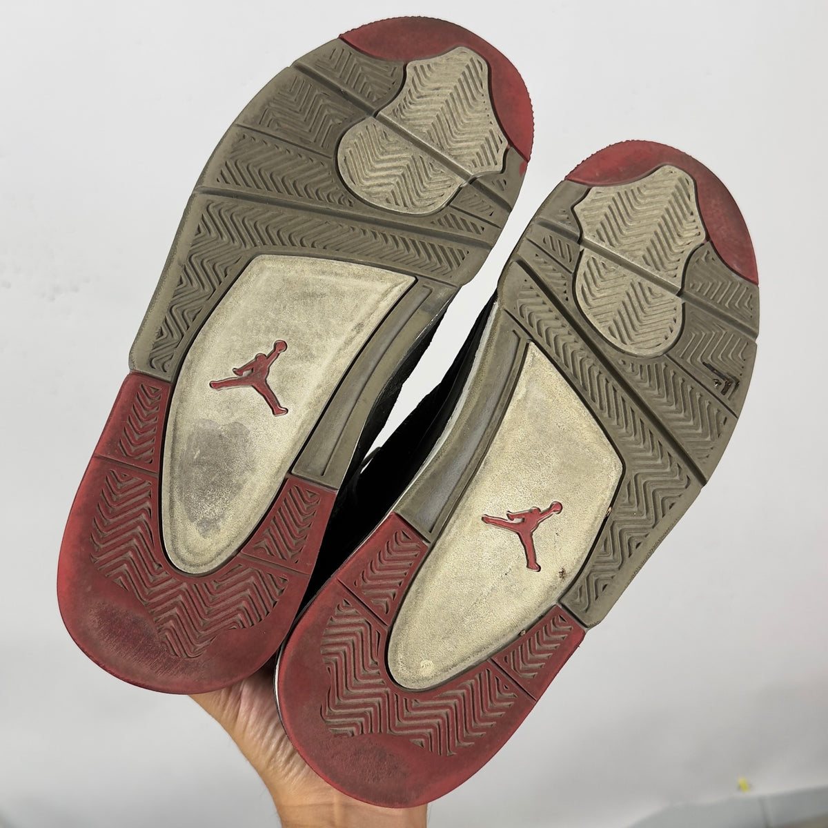 Air Jordan 4 (Men's 8.5)