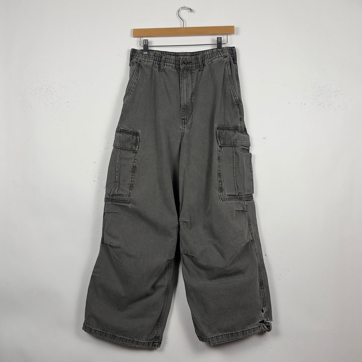 Extra Baggy Cargo Pants (30x25)