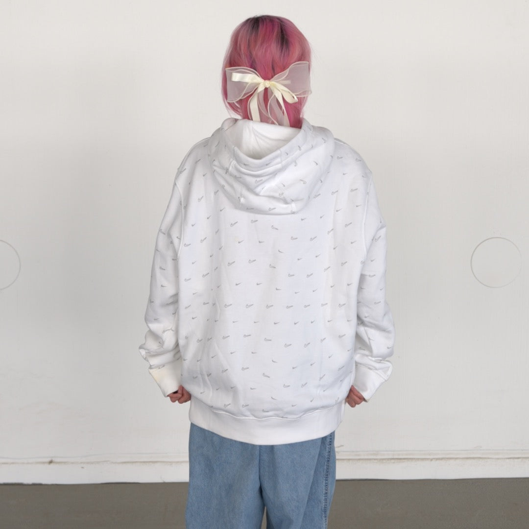 Nike Mini Swoosh Hoodie (L)