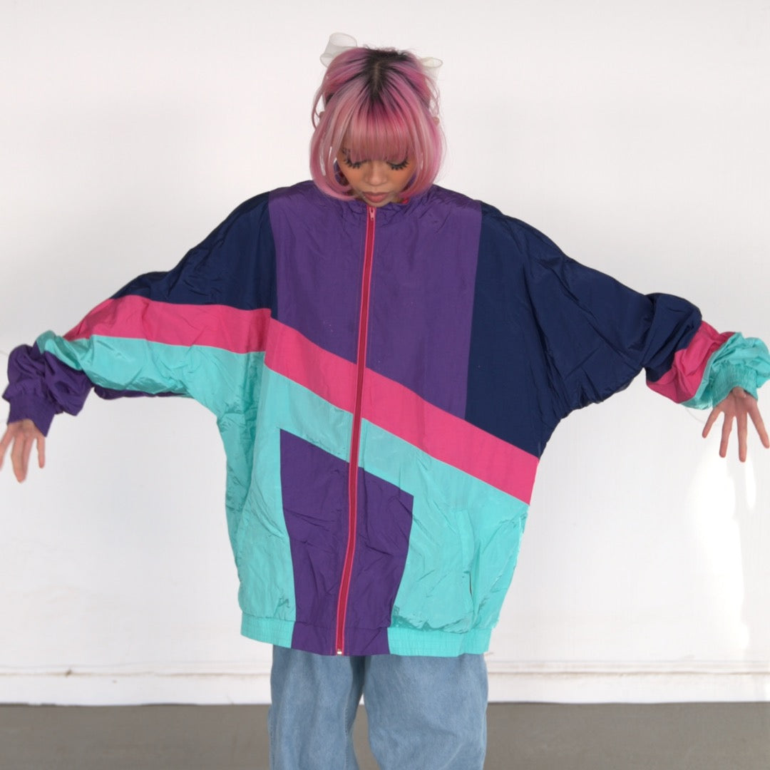 Apari Art Windbreaker Jacket (XL)