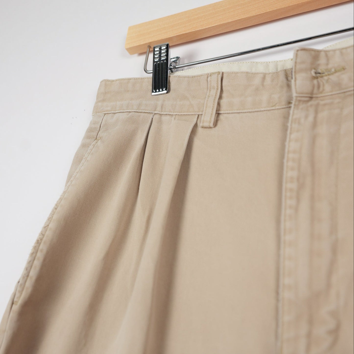 Polo Ralph Lauren Khaki Chino Pants 32x26 (Lightly Skated In)