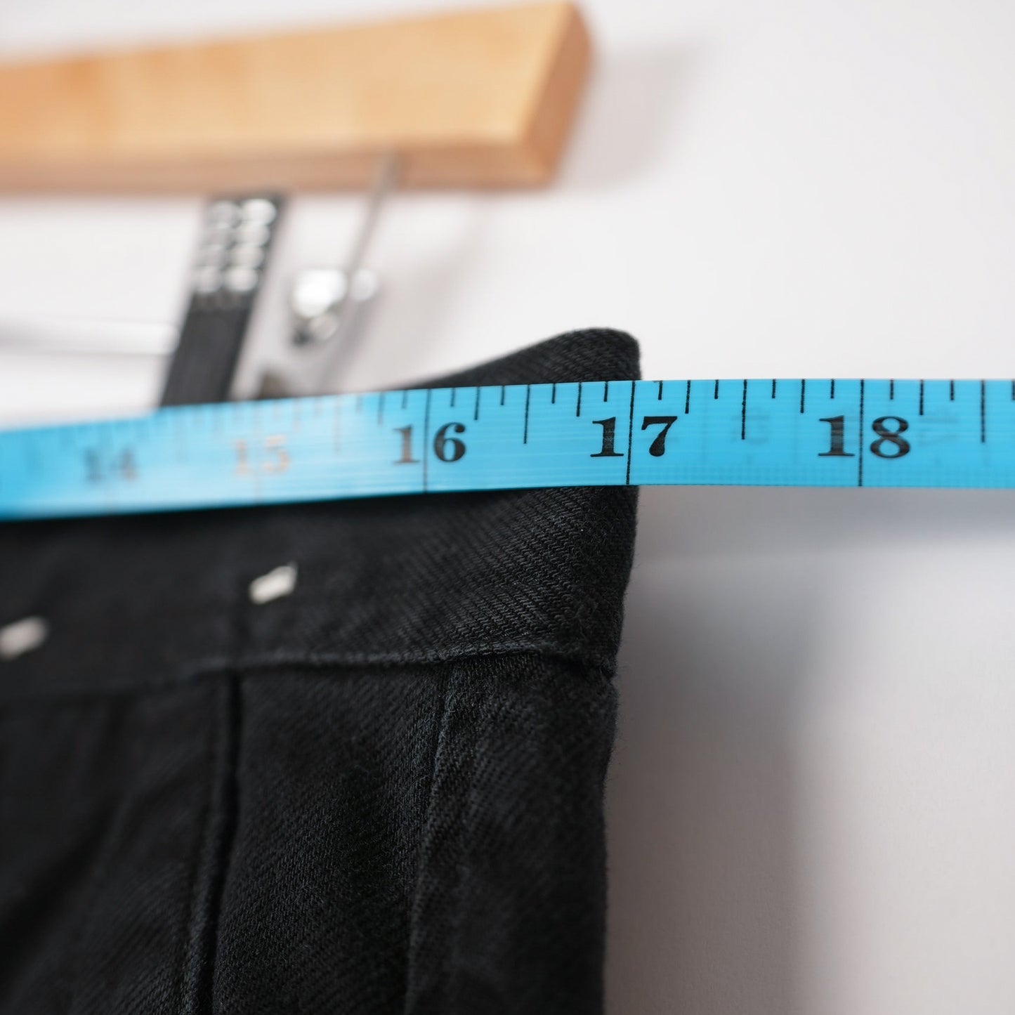 Uniqlo Black Chino Pants 32x30 (Minimal Wear, Skated In)