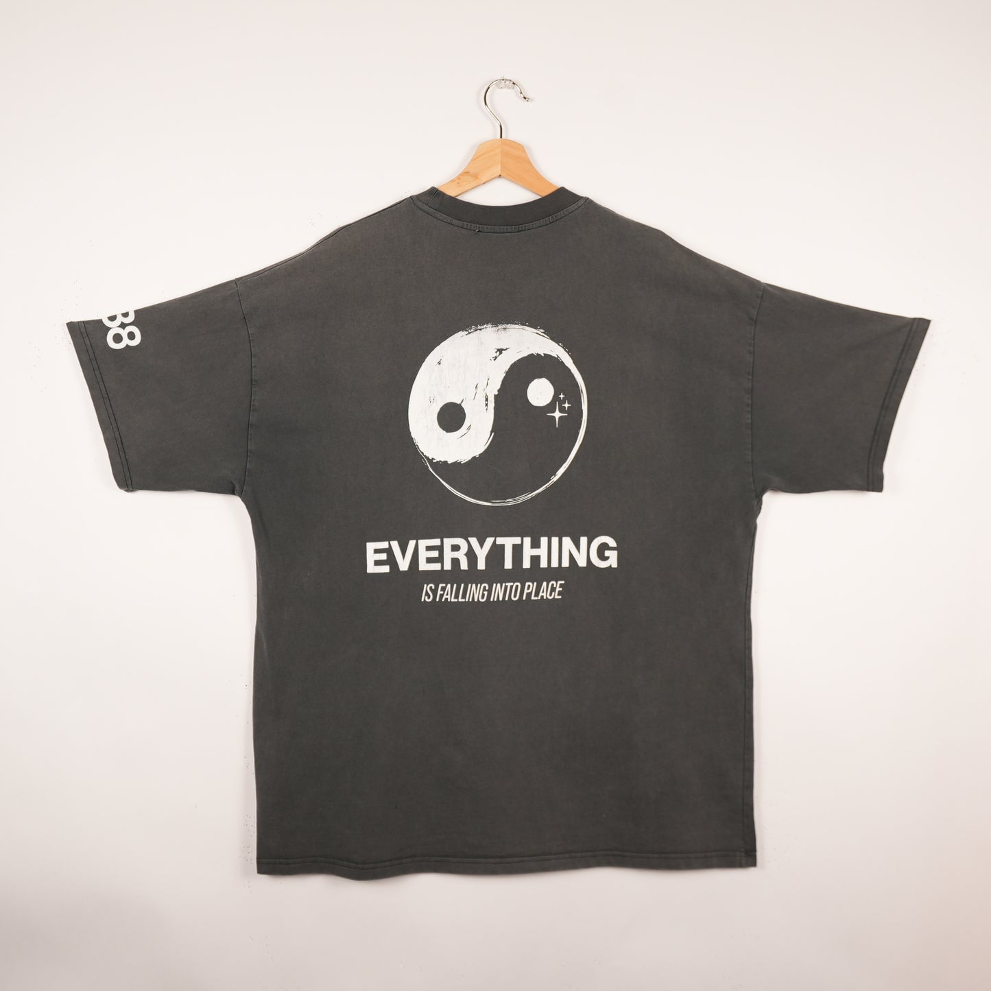 Everything Is Falling Into Place” Tee XL