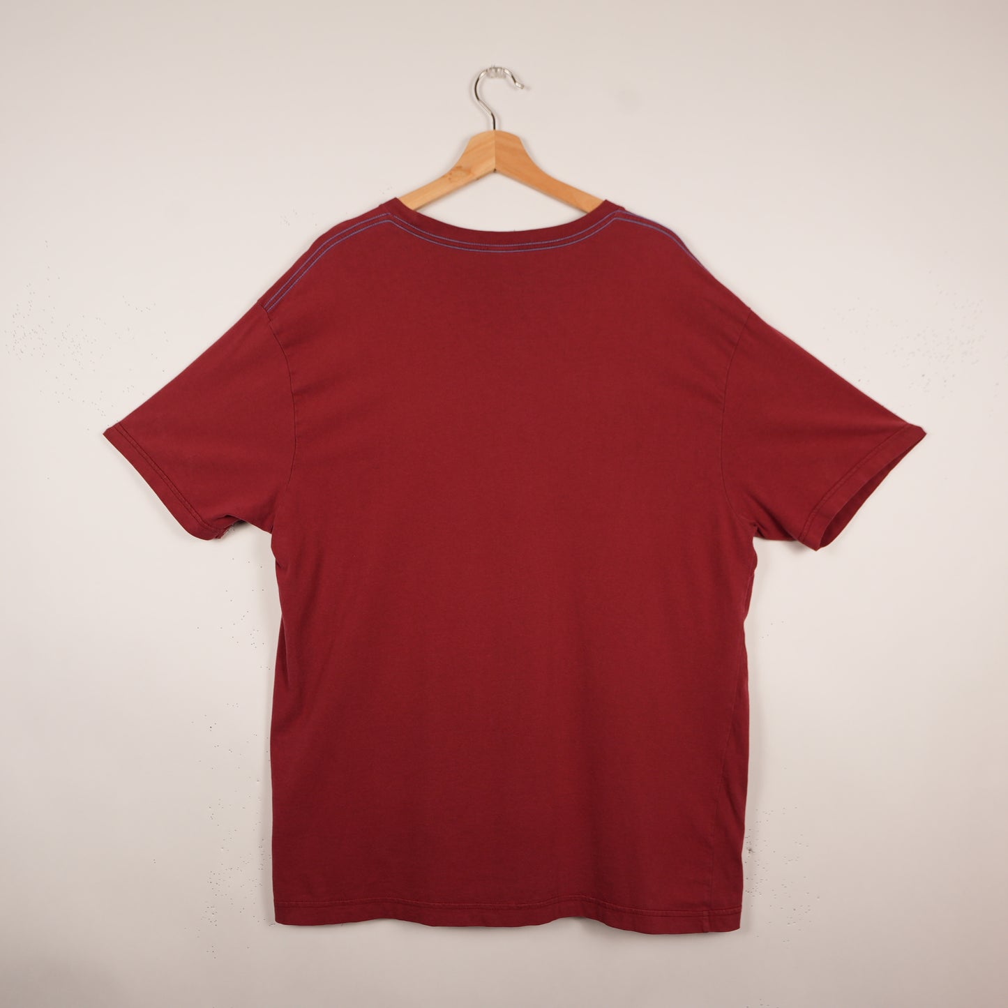 Old Navy “Maui” Tee (XL)