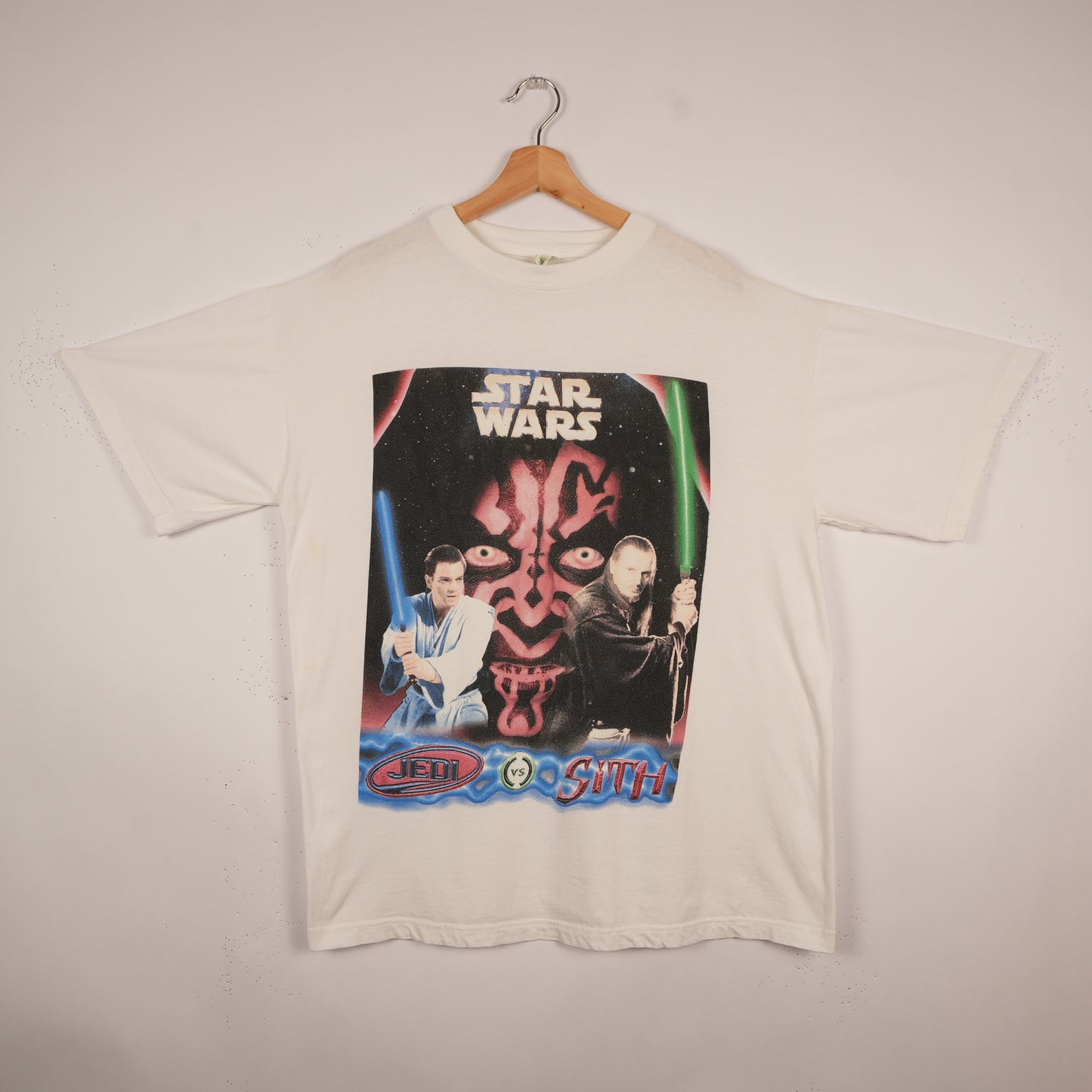 Vintage Star Wars Episode I “Jedi vs Sith” Tee (L)