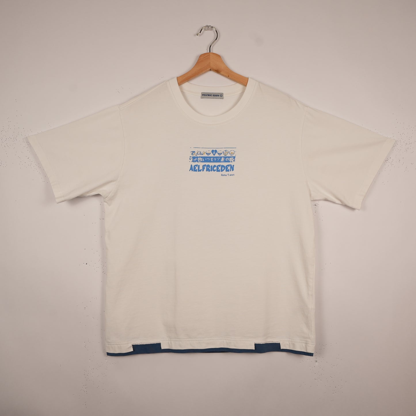 Aelfric Eden “Blue Label Japanese Graphic” Tee (L)