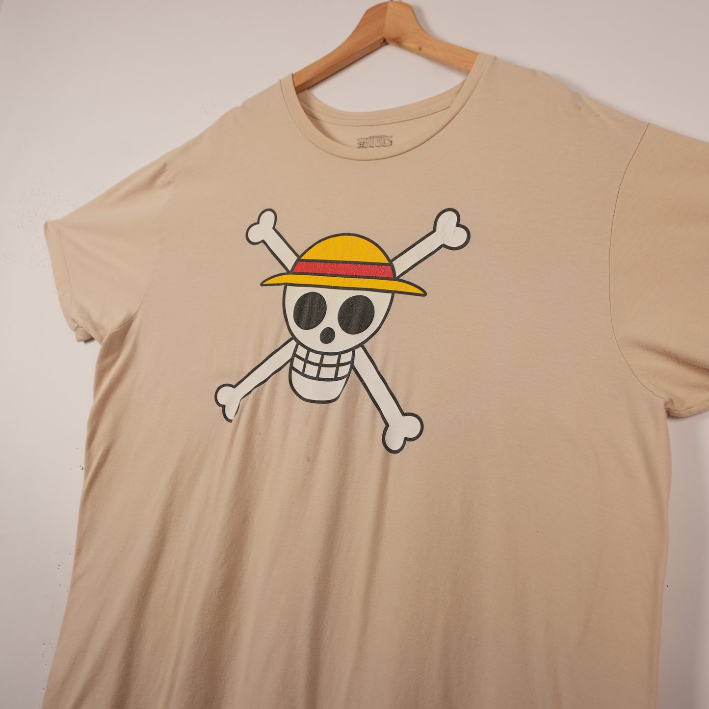 One Piece Straw Hat Pirates Tee (XXL)