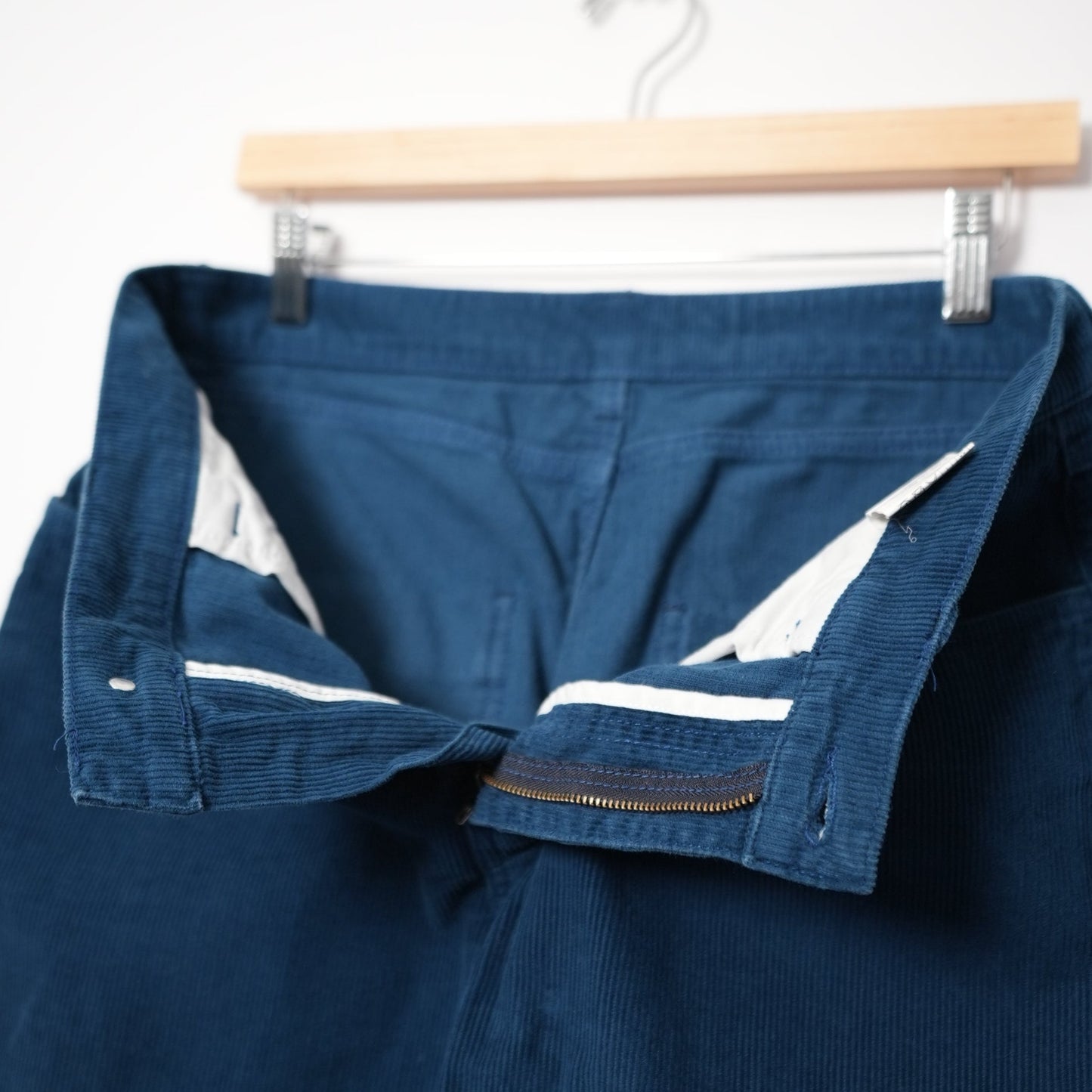 Unbranded Blue Corduroy Skate Pants (32x30, Skated In)