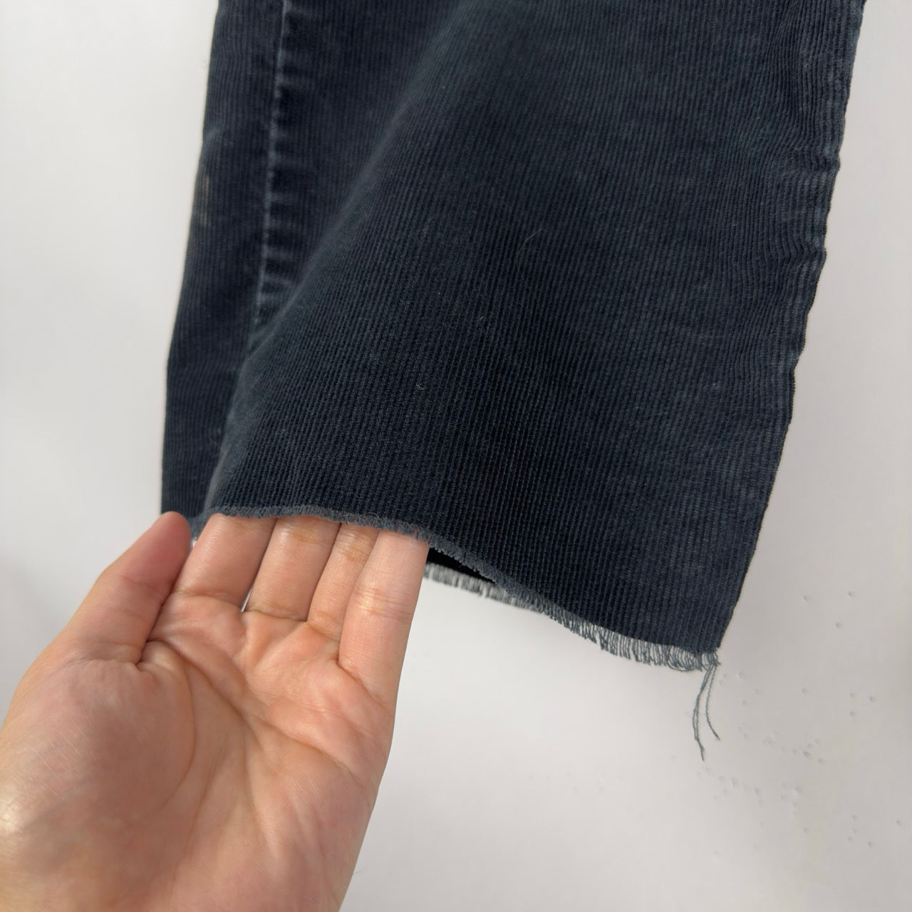Levi’s 559 Corduroy Pants 32x25 (Cropped & Skated In)