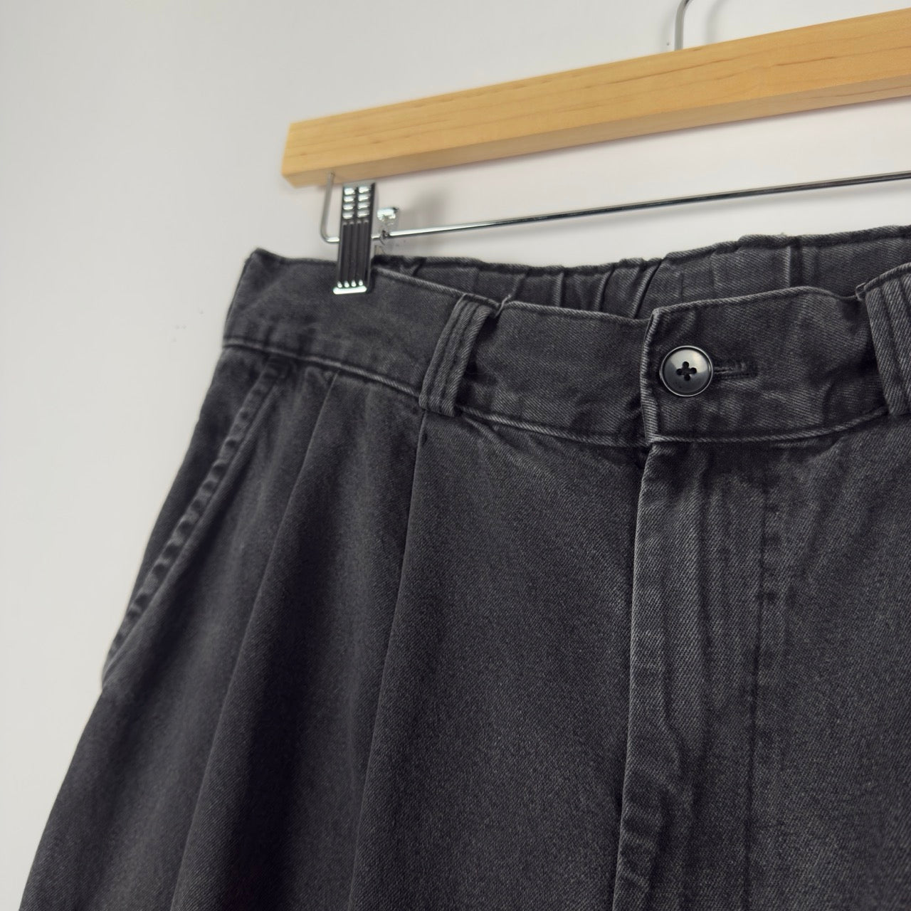 GU Black Denim Baggy Pants (Japan Exclusive)